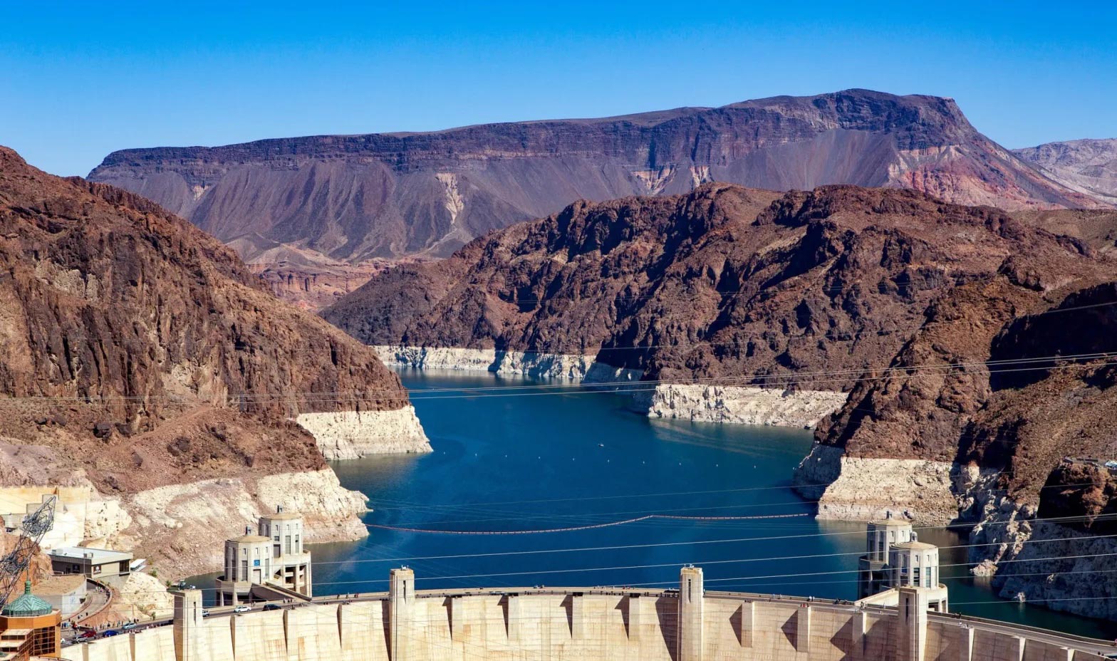 Lake Mead, August 13, 2021.
(https://www.circleofblue.org/lake-mead/)

